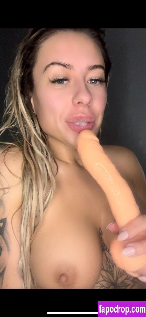 Tialivinglife / livingtiaslife leak of nude photo #0003 from OnlyFans or Patreon