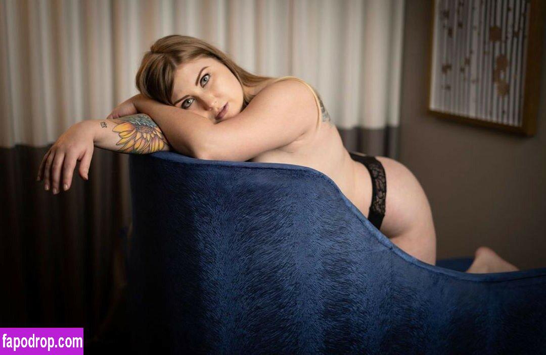 Tiffany Kudrikow / tiffanykudrikow / xxfluffypunkxx leak of nude photo #0009 from OnlyFans or Patreon