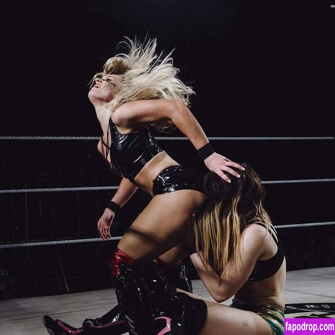 Toni Storm / WWE / realtonistorm / tonistorm_ слитое обнаженное фото #0086 с Онлифанс или Патреон