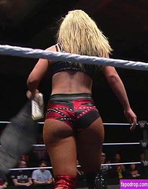 Toni Storm фото #0074