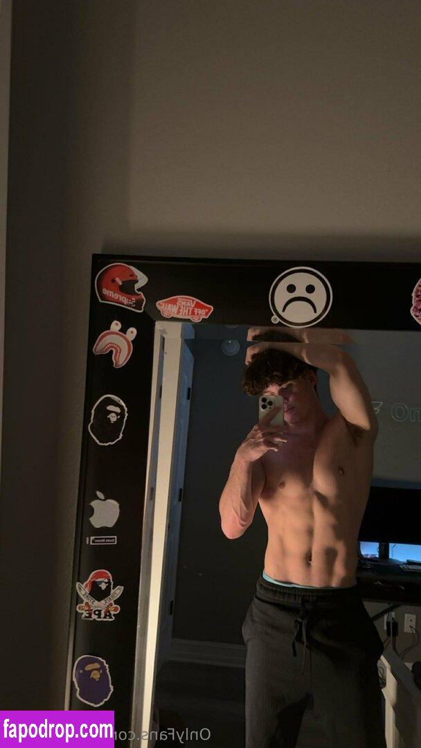 twentoofree / aesth.boyss leak of nude photo #0086 from OnlyFans or Patreon
