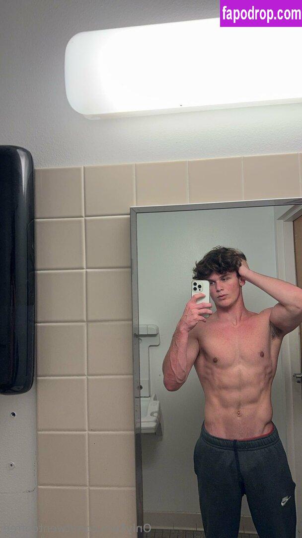 twentoofree / aesth.boyss leak of nude photo #0089 from OnlyFans or Patreon