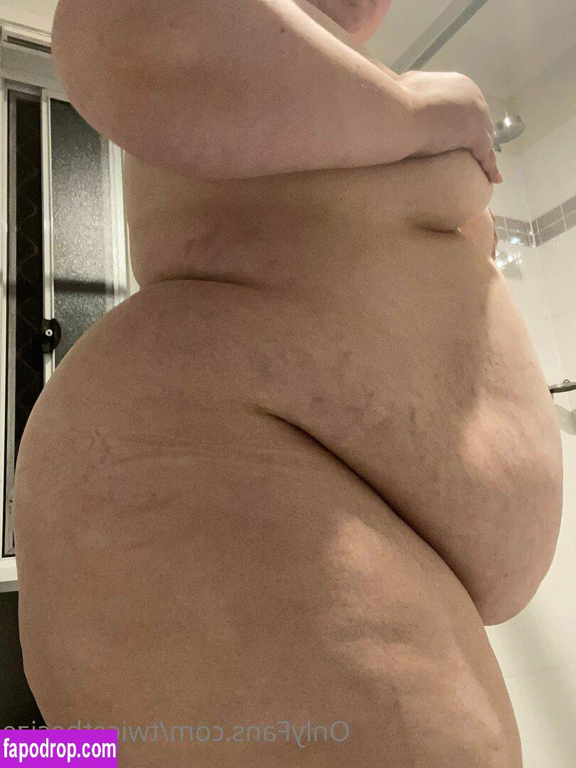 twicethesize /  leak of nude photo #0067 from OnlyFans or Patreon