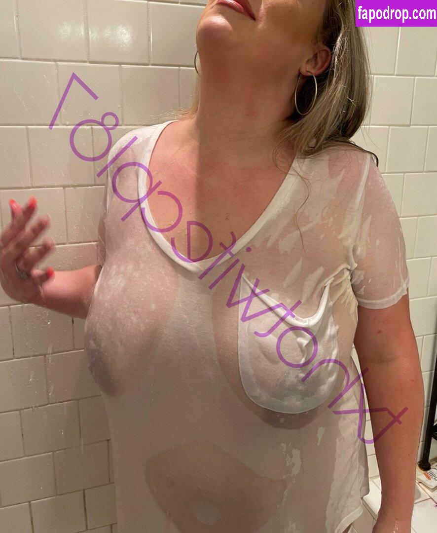 TXHotwife87 / thee_funky_head / txhotwifecpl87 leak of nude photo #0024 from OnlyFans or Patreon