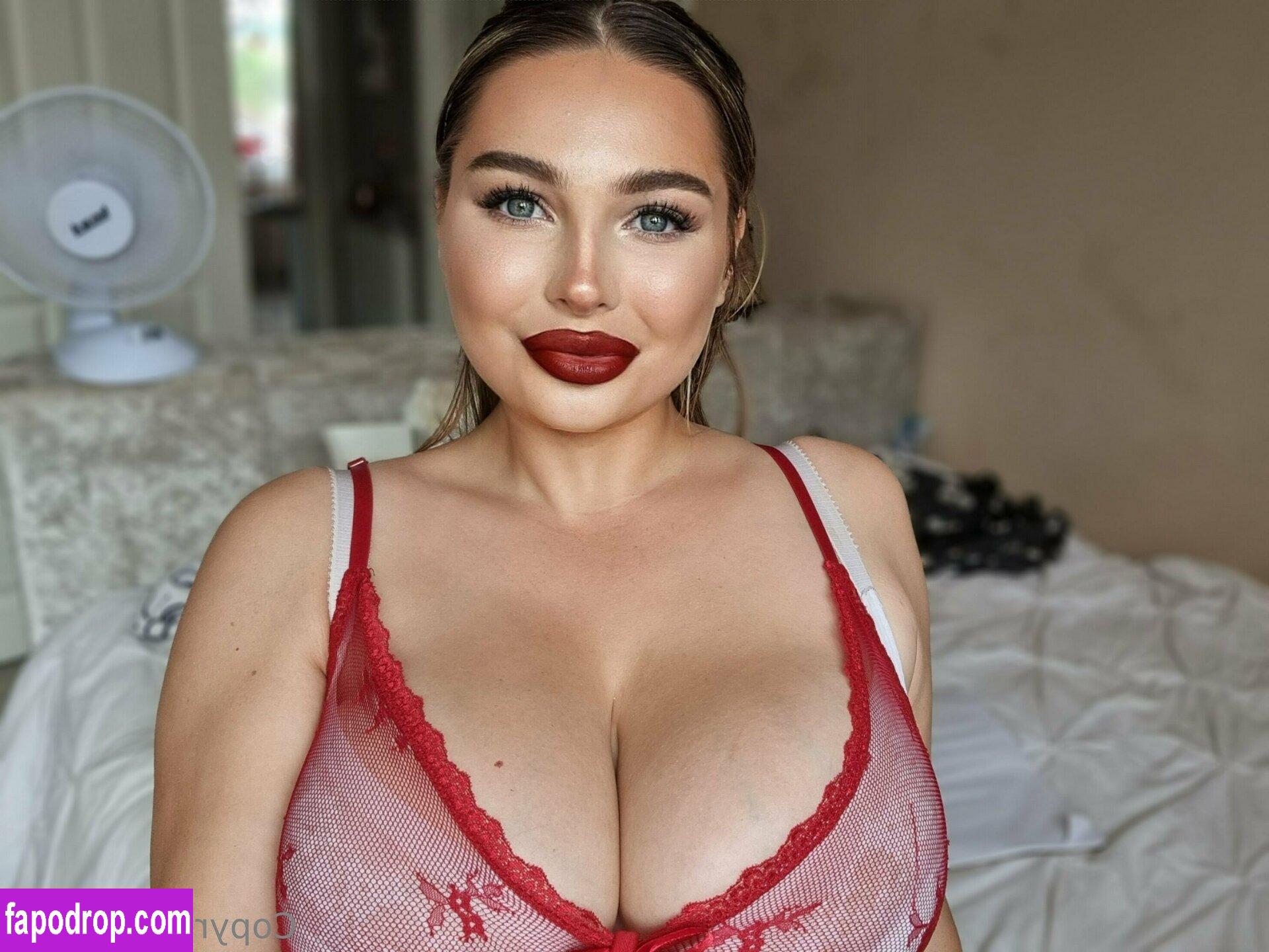 uktittygoddess /  leak of nude photo #0191 from OnlyFans or Patreon