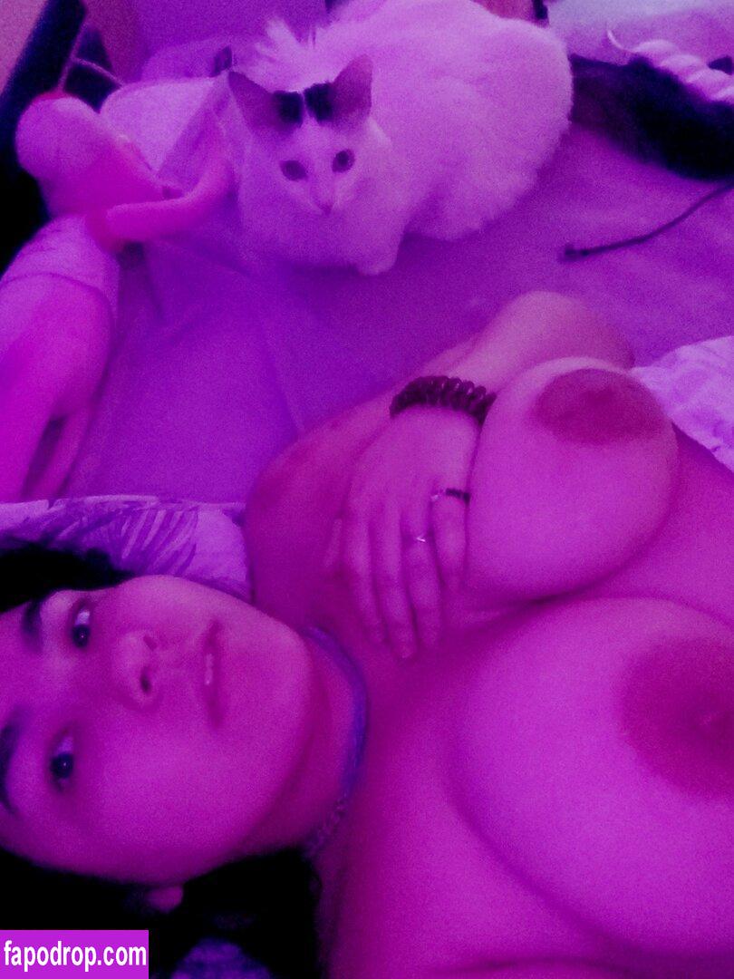 utkashnitke / ananasha / glubokoinezhno / pikkuiitukka leak of nude photo #0042 from OnlyFans or Patreon