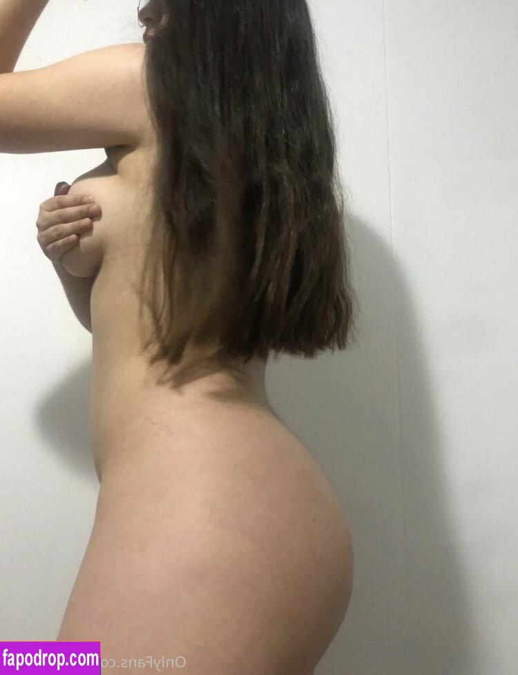 valeuwu00 / valebunnyuwu leak of nude photo #0008 from OnlyFans or Patreon