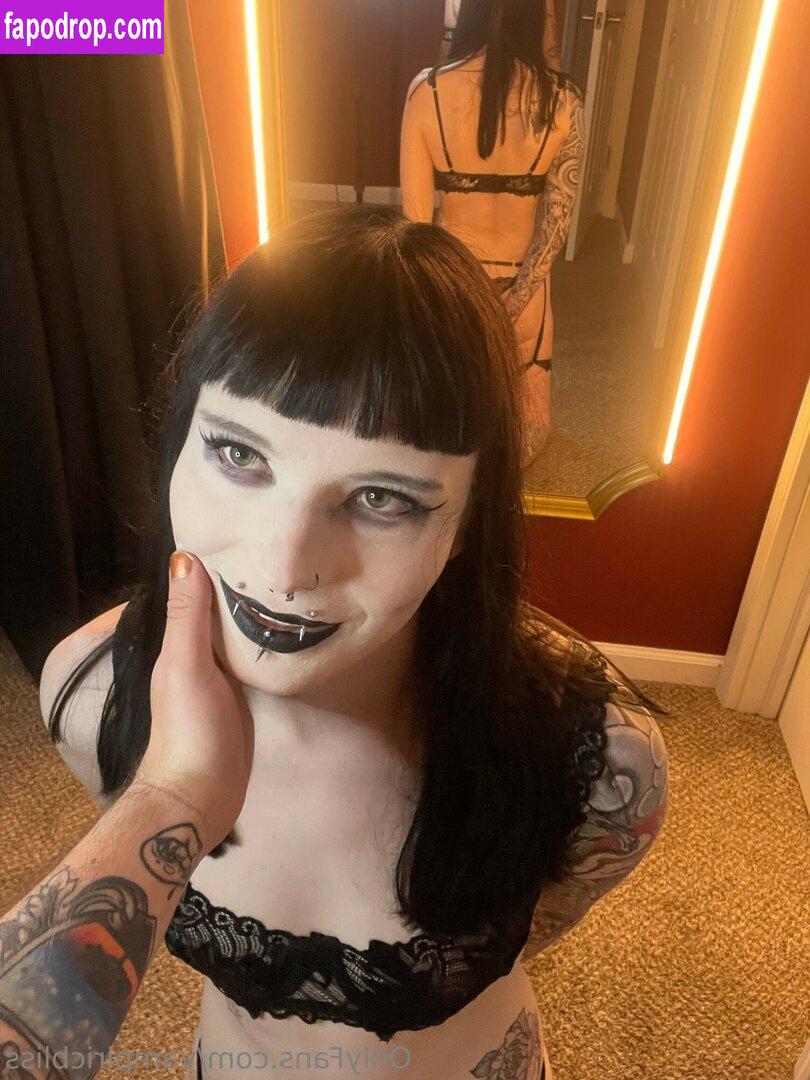 Vampiricbliss / carmillaseries leak of nude photo #0017 from OnlyFans or Patreon