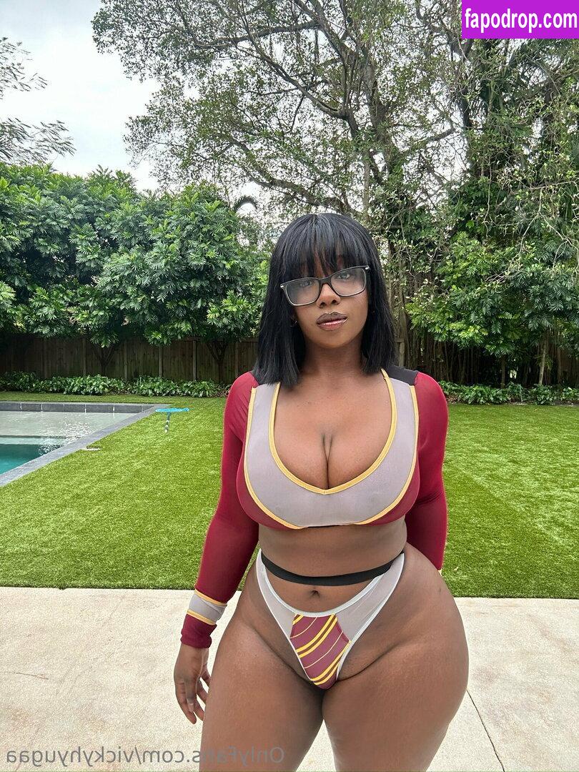 Vicky Hyuga / kingvickyhyuga / vickyhyugaa / vickyhyugaaa leak of nude photo #0020 from OnlyFans or Patreon