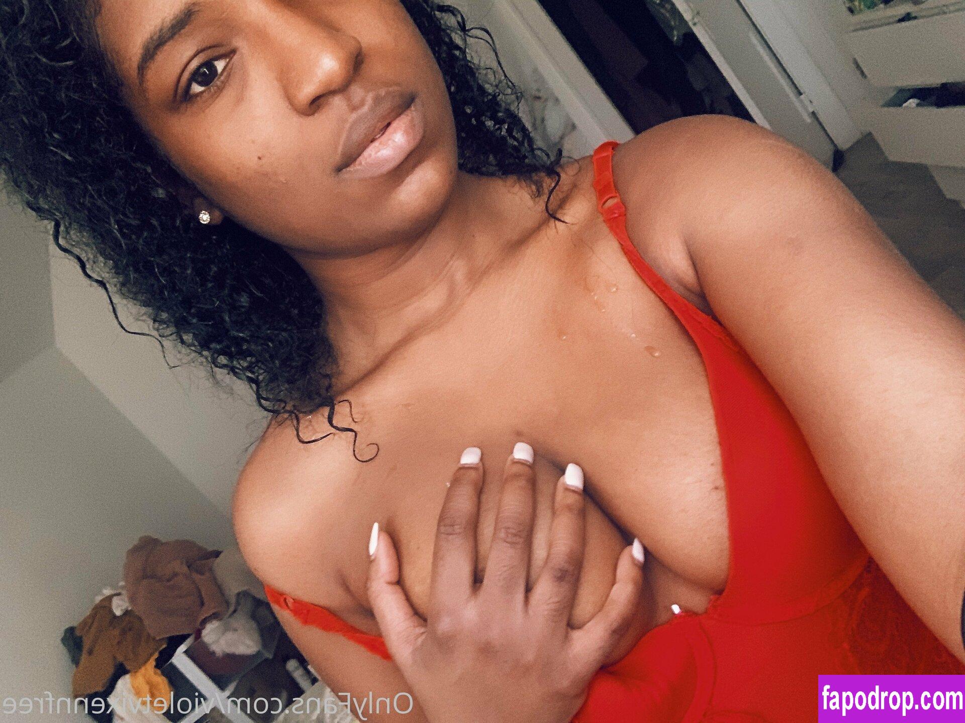 violetvixennfree / doree_likethefish leak of nude photo #0010 from OnlyFans or Patreon