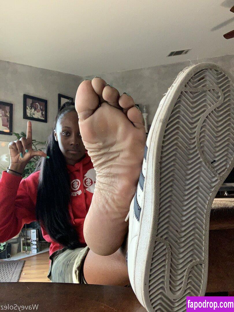 waveysolezz / wavey.soles leak of nude photo #0064 from OnlyFans or Patreon