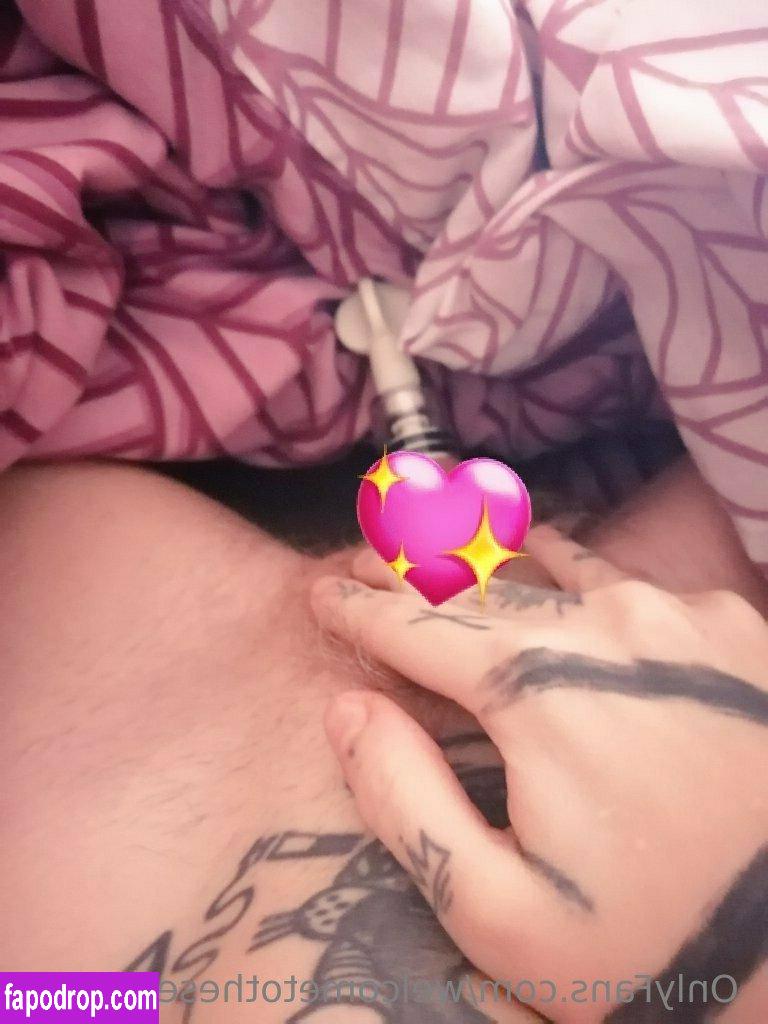 welcometothesewerfree / touchedbyheartlyss leak of nude photo #0074 from OnlyFans or Patreon
