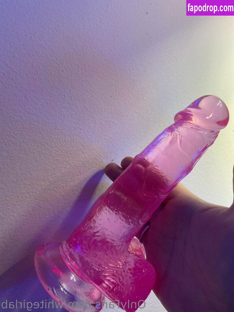 whitegirlab /  leak of nude photo #0003 from OnlyFans or Patreon