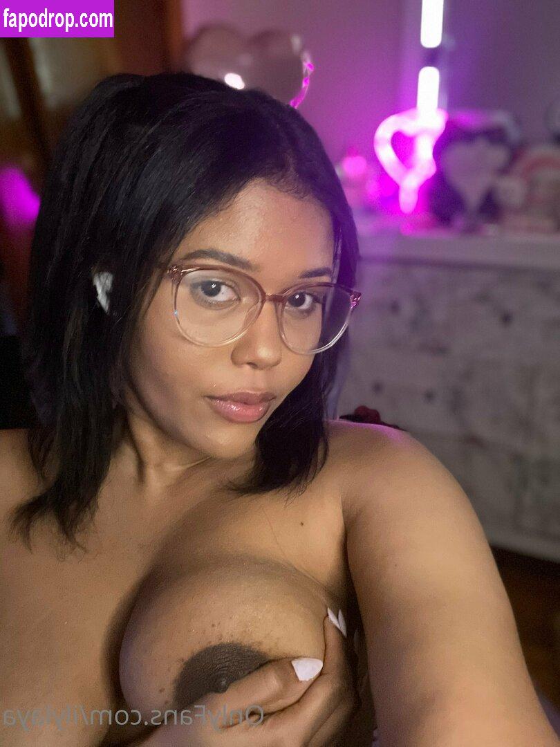 wholelottalaya / wholelottalayy leak of nude photo #0010 from OnlyFans or Patreon