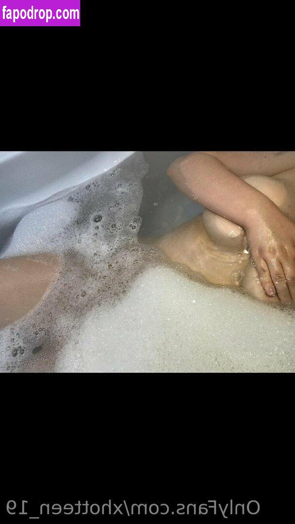 xhotteen_19 / _sxmmxrz leak of nude photo #0044 from OnlyFans or Patreon