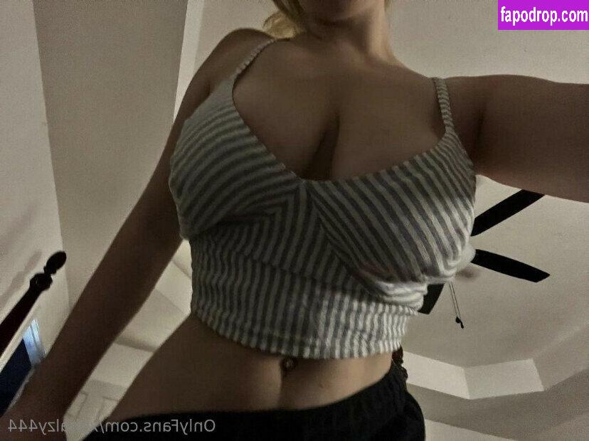 Xohalz444 / haleybrooks18 leak of nude photo #0011 from OnlyFans or Patreon