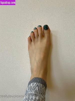 xoxolovelyfeet photo #0002