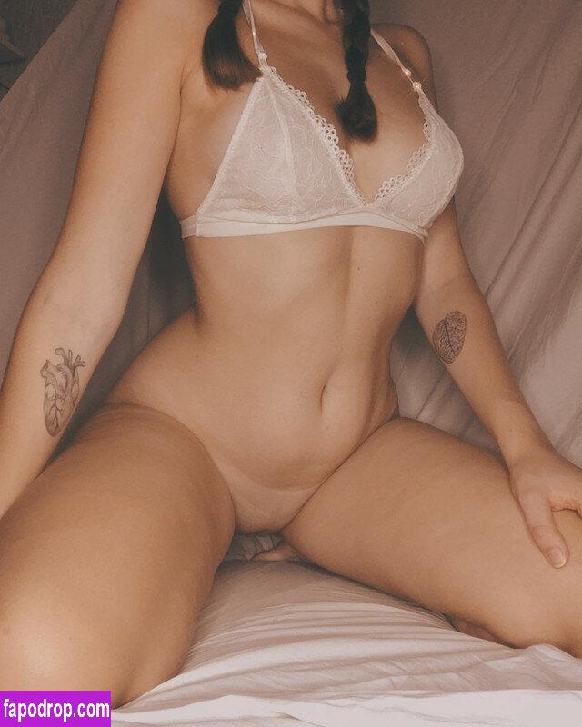 Xqueenmaeve_ leak of nude photo #0018 from OnlyFans or Patreon