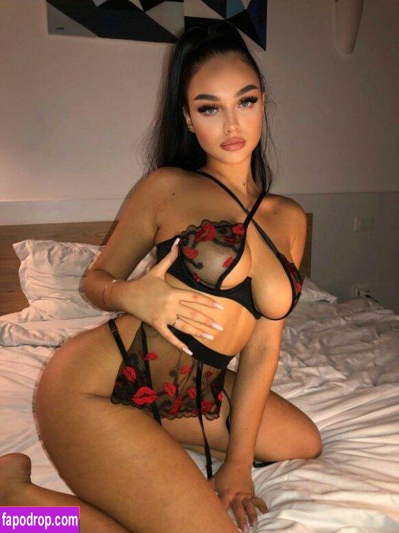 xrebeccasss / premium snapchat / rebeccaa / xrebeccacx leak of nude photo #0005 from OnlyFans or Patreon