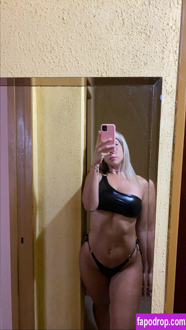 Yami Sanchez / yamisanchezz / yamisanchhez leak of nude photo #0041 from OnlyFans or Patreon