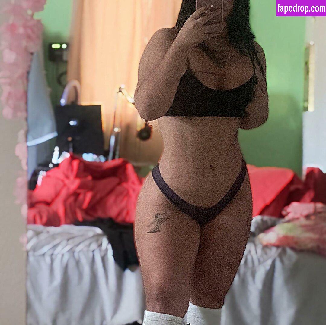 yamihub / yami.cabreraa leak of nude photo #0002 from OnlyFans or Patreon