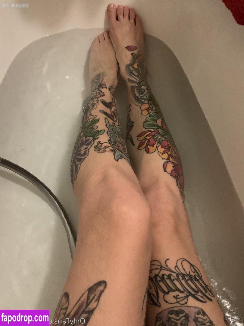 Yaya Vader / curlyhairandtattoos leak of nude photo #0070 from OnlyFans or Patreon