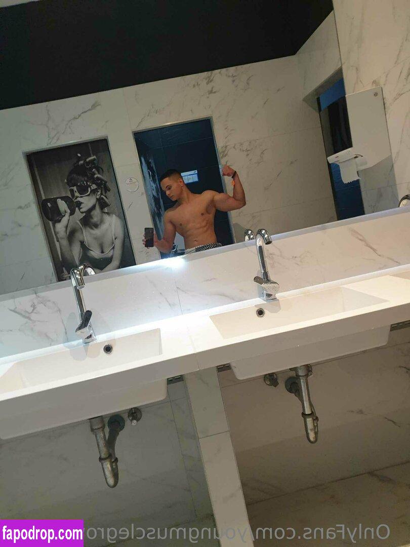 youngmusclegrowingboy /  leak of nude photo #0048 from OnlyFans or Patreon