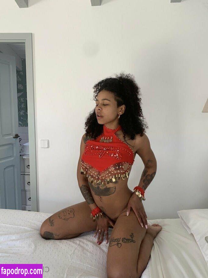 yourcleopathra / babecleoo leak of nude photo #0252 from OnlyFans or Patreon