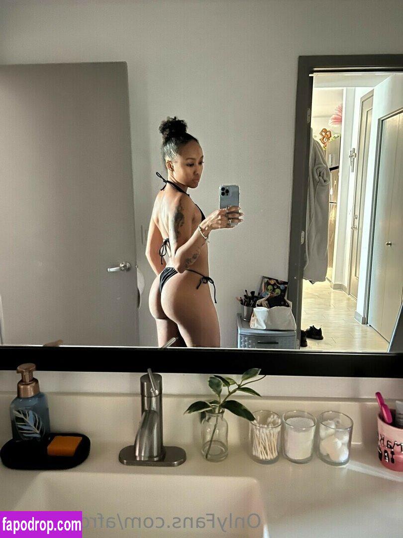 yourfavbubblebuttt / afrobabyyy / yourfavebee leak of nude photo #0038 from OnlyFans or Patreon