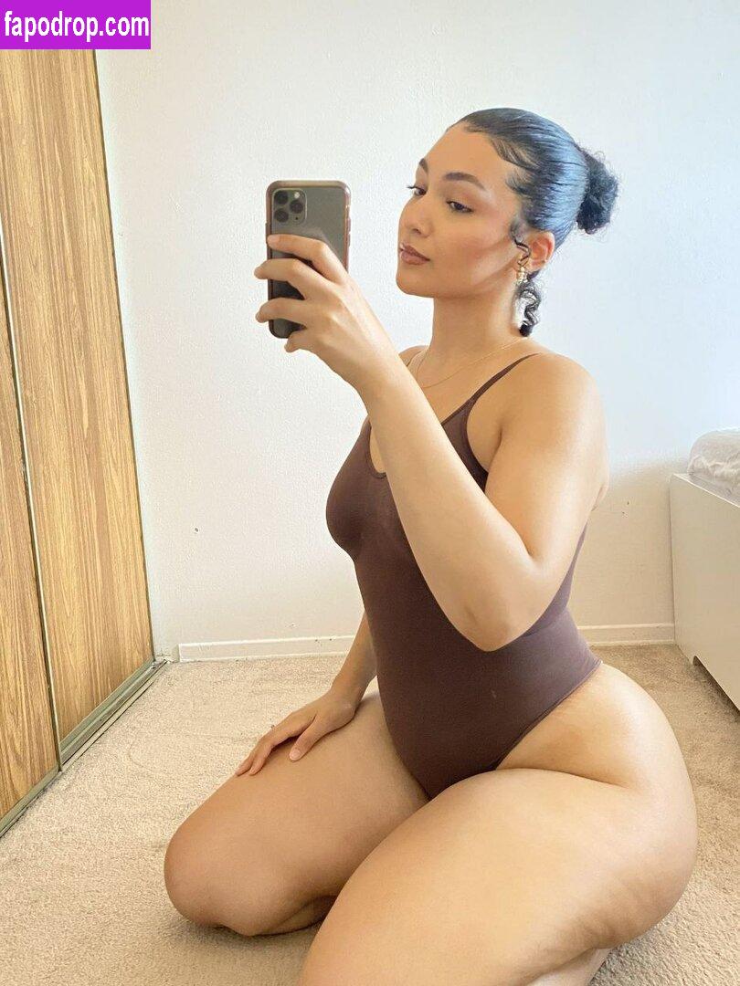 Zainaabb.ab leak of nude photo #0011 from OnlyFans or Patreon