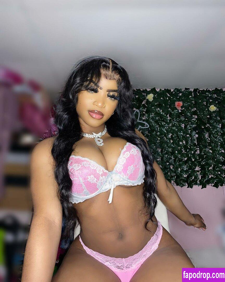 Zarijinsei / arilloveee1116 / fatimasegoviavip / iampapij leak of nude photo #0007 from OnlyFans or Patreon