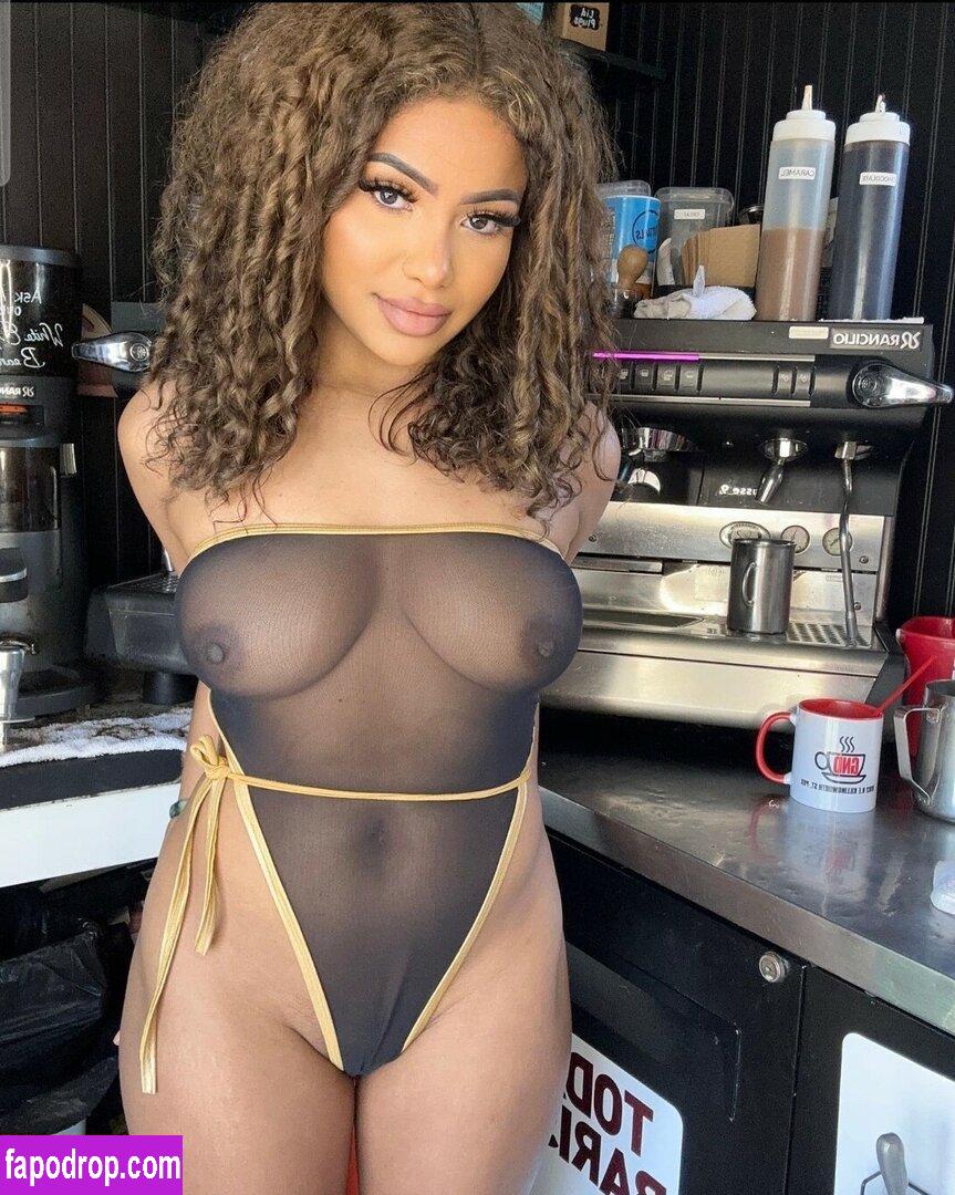 Zoebarista / Tapzoesbyeoh / Zoe_barista / zoe.barista leak of nude photo #0001 from OnlyFans or Patreon